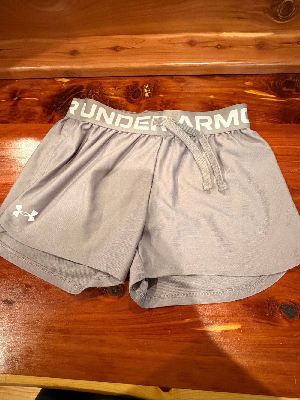 Under Armour Youth medium kids Light gray Athletic Shorts